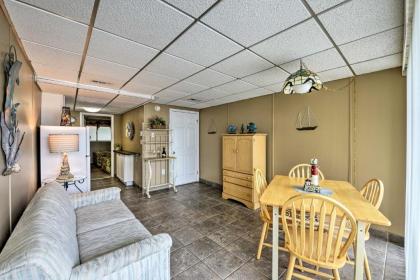 Cozy Oceanfront Condo with Pool and Beach Access! - image 1
