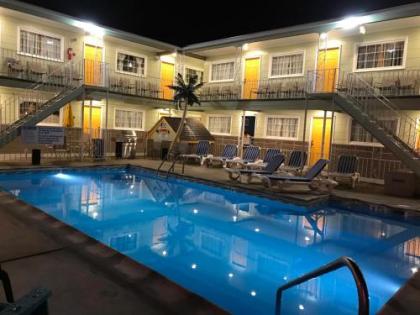 Sunrise Inn - image 4