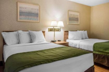 Econo Lodge Arena - image 7