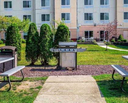 Wilkes-Barre Inn & Suites - image 6