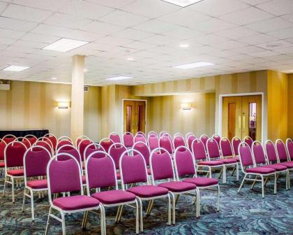 Wilkes-Barre Inn & Suites - image 3