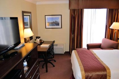 Best Western Plus Wilkes Barre Center City - image 7