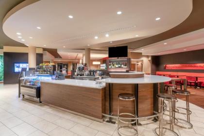 Courtyard by Marriott Wilkes-Barre Arena - image 2