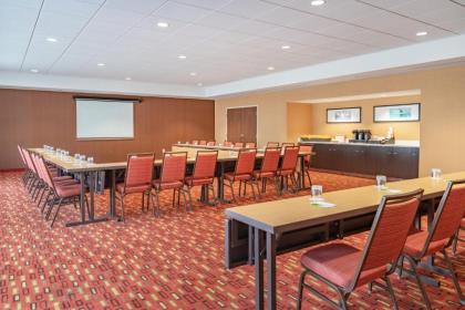 Courtyard by Marriott Wilkes-Barre Arena - image 5