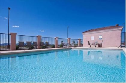 Holiday Inn Express & Suites Willcox - image 6