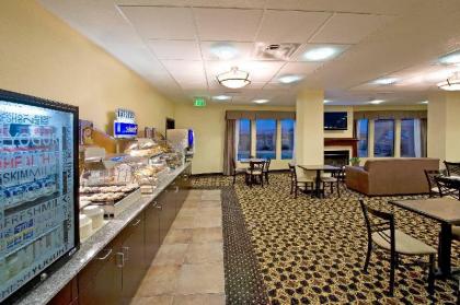 Holiday Inn Express & Suites Willcox - image 8