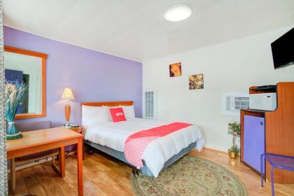 OYO Hotel Rose's Willcox - North Haskell Ave - image 14