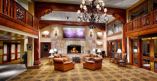 Grand Canyon Railway Hotel - image 4