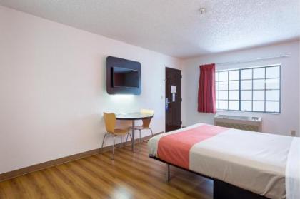Motel 6-Williams AZ - West - Grand Canyon - image 3