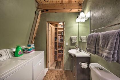 Rustic Pet-Friendly Cabin Near Grand Canyon! - image 11