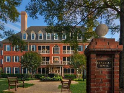 Marriott's Manor Club at Ford's Colony - image 1