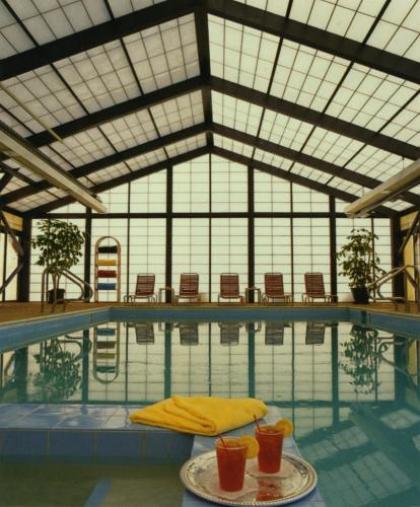 Fort Magruder Hotel Trademark Collection by Wyndham - image 3