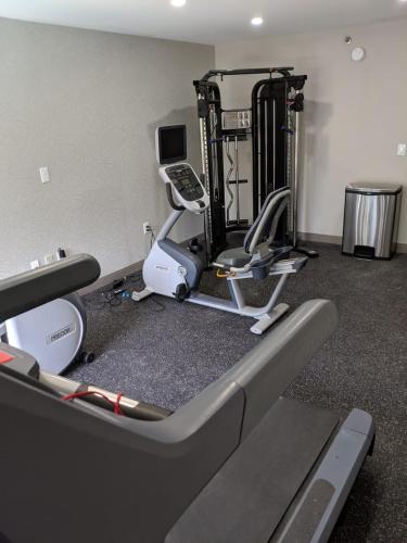 Country Inn & Suites by Radisson Williamsburg East (Busch Gardens) VA - image 3