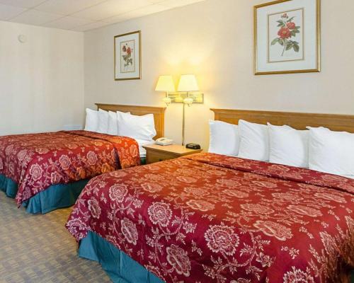 Rodeway Inn Historic - image 3