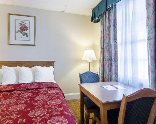 Rodeway Inn Historic - image 4