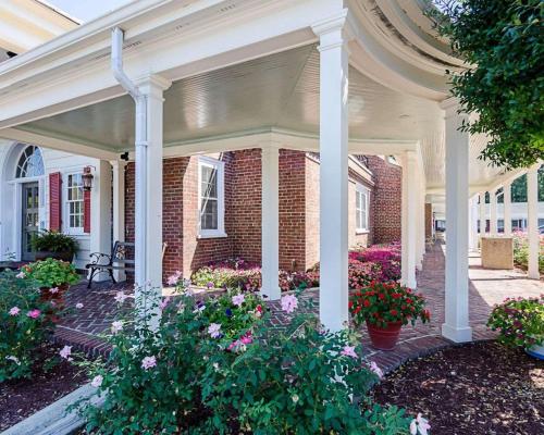 Rodeway Inn Historic - image 5