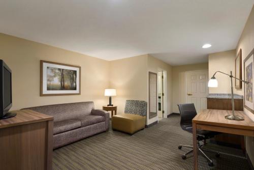 Country Inn & Suites by Radisson Williamsburg Historic Area VA - image 5