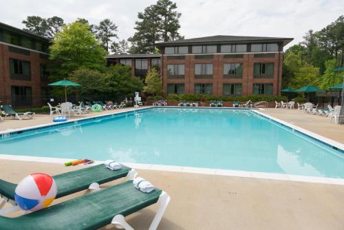 Williamsburg Woodlands Hotel - A Colonial Williamsburg Hotel - main image
