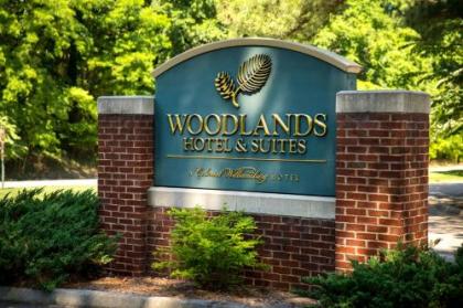 Williamsburg Woodlands Hotel - A Colonial Williamsburg Hotel - image 2