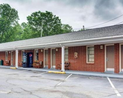 Rodeway Inn & Suites Williamsburg