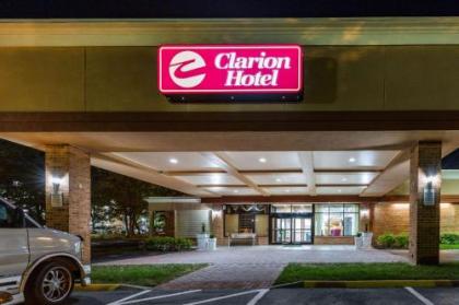 Clarion Hotel Williamsburg I-64 - image 4