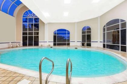 Days Inn by Wyndham Williamsburg Historic Area - image 3