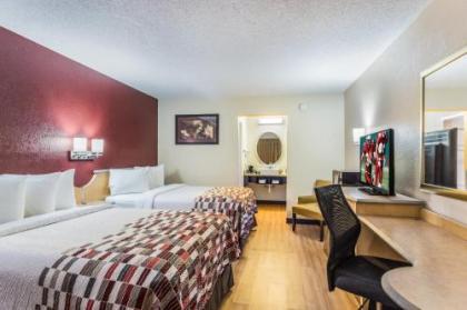Red Roof Inn Williamsburg - image 3