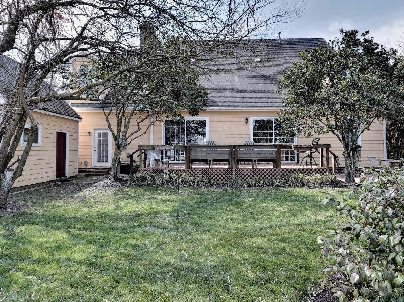 Aldrich House Bed & Breakfast  - image 4