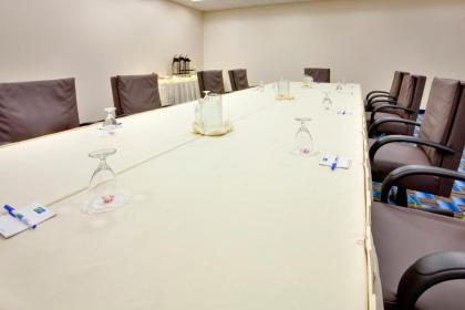 Holiday Inn Express Hotel & Suites Williamsport an IHG Hotel - image 6