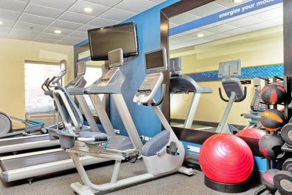 Hampton Inn Williamsport - image 6