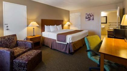 Best Western Williamsport Inn - image 5