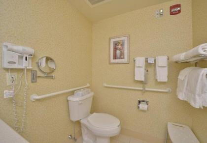Fairfield Inn and Suites by Marriott Williamsport - image 7