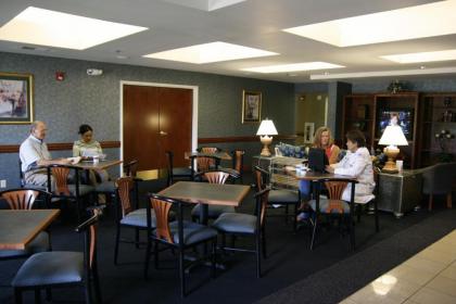 Hampton Inn Williamston - image 12