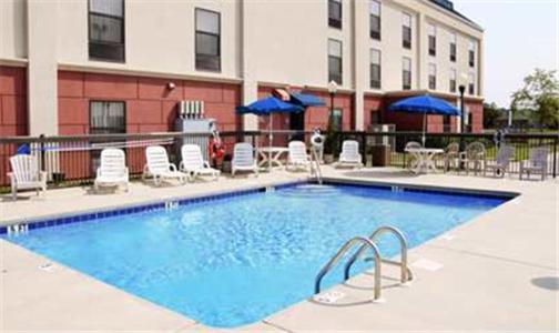 Hampton Inn Williamston - image 5