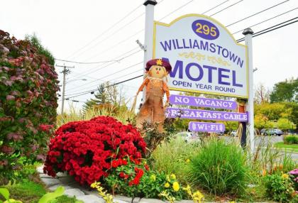 Williamstown motel