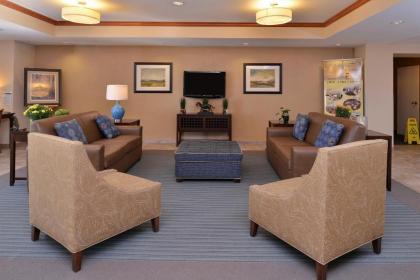 Candlewood Suites Williston an IHG Hotel - image 3