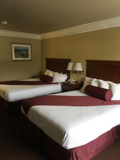 Best Western Willits Inn - image 14