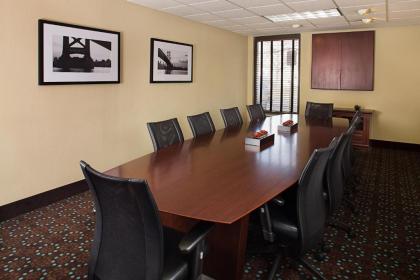 Hampton Inn Philadelphia/Willow Grove - image 14