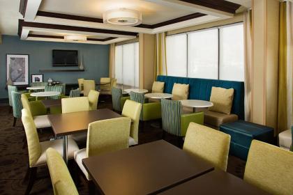 Hampton Inn Philadelphia/Willow Grove - image 16