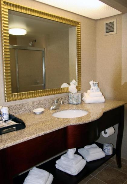 Hampton Inn Philadelphia/Willow Grove - image 5