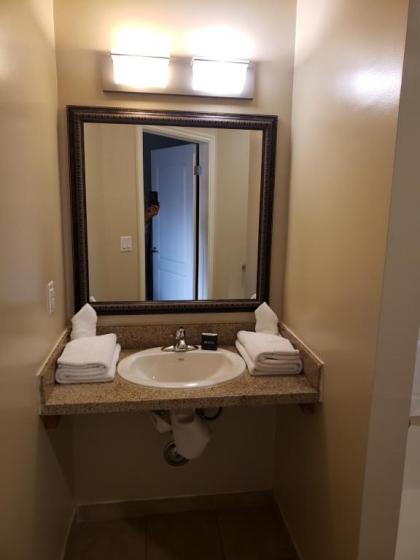 Hotel Portlight - image 12