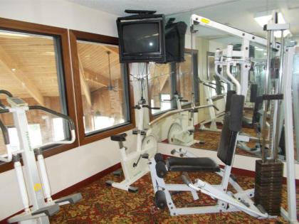Royalton Inn and Suites Wilmington - image 3