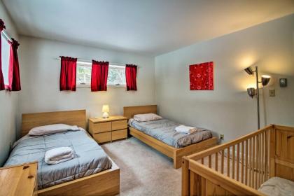 Vermont Getaway with Deck - 6 Miles to Mt Snow! - image 3