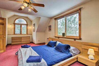Vermont Getaway with Deck - 6 Miles to Mt Snow! - image 7