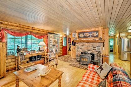 Private Wooded Cabin 8 Mi to Sundance Ski and Town! - image 8