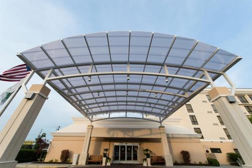 Holiday Inn Wilmington-Market Street an IHG Hotel - main image