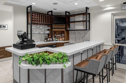 Hilton Garden Inn Wilmington Mayfaire Town Center - image 3