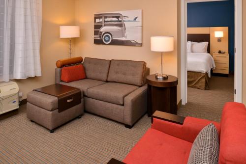 TownePlace Suites Wilmington Wrightsville Beach - image 2