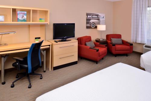 TownePlace Suites Wilmington Wrightsville Beach - image 3