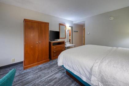 Hampton Inn & Suites Wilmington/Wrightsville Beach - image 15